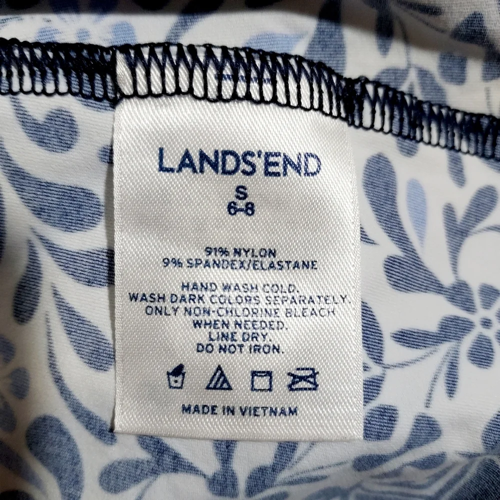 Lands End Blue Print Long Sleeve Rashguard Swim Shirt S (6-8)